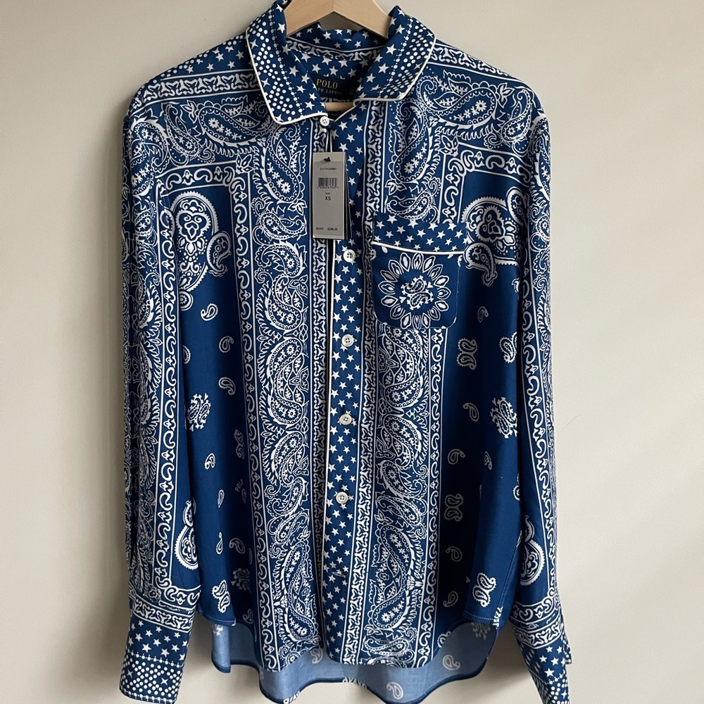 Brand New Polo Ralph Lauren Bandanna Print Blouse in a women’s XS